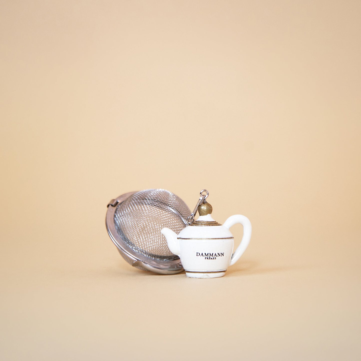 Boule à thé ornementée - Élégance et efficacité